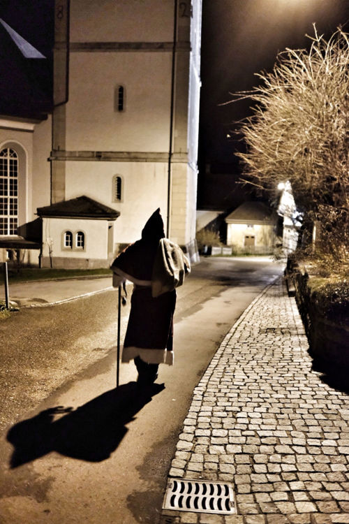 Samichlaus auf dem Weg nach Hause. | Foto: sy