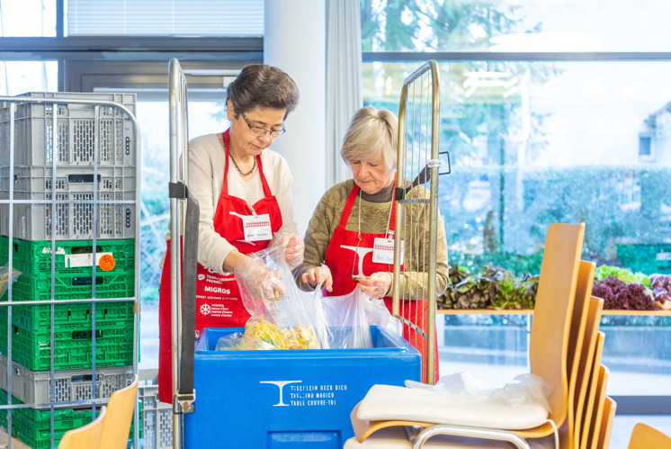 20 Jahre «Tischlein-deck-Dich» in offener Kirche St. Gallen